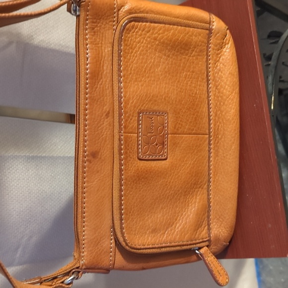 Fossil brand leather purse - Picture 3 of 11